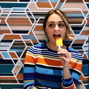 Valentino long sleeved tee. Striped. Size M